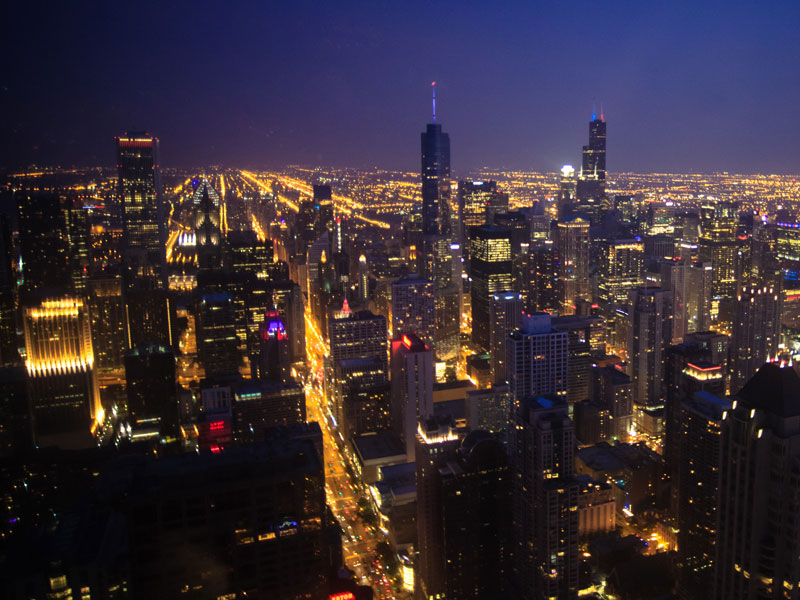 Photo of the Chicago skyline at night.