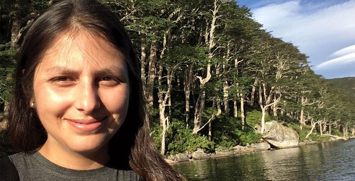 Loretto Arriagada conducting a water quality study in Lake Pellaifa, in the Panguipulli commune, Los Ríos region, Chile.